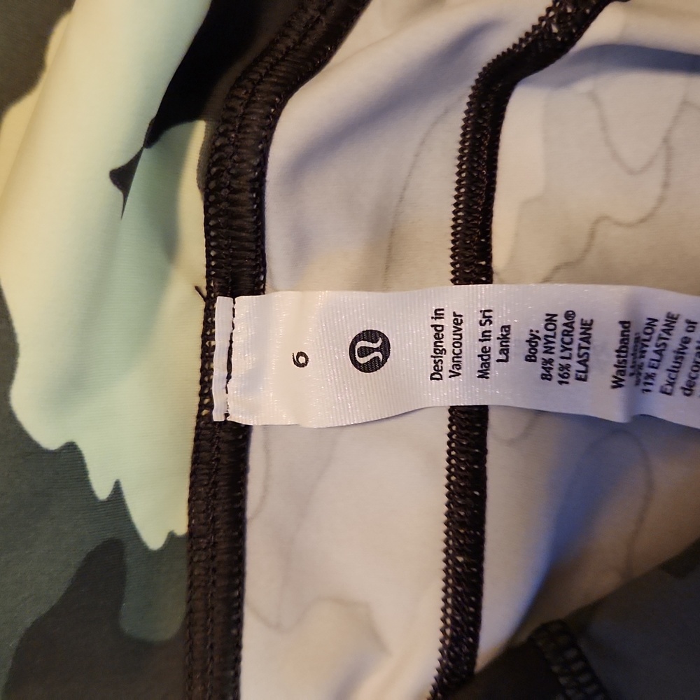 Lululemon Fast and Free Crop size 6 NWT - Picture 5 of 8